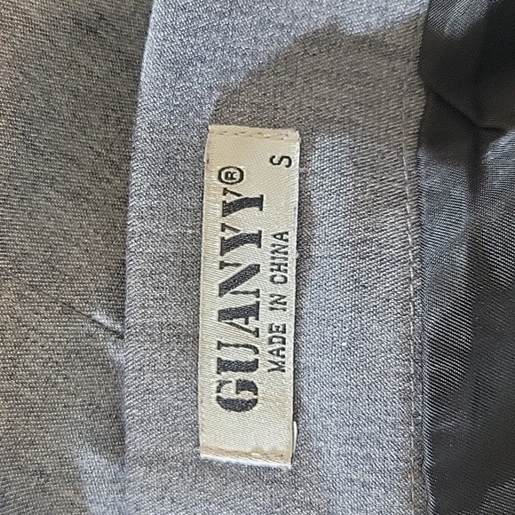 Guanny Mini Skirt Size Small - Picture 4 of 7